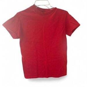 Gildan Red Men’s Crewneck T-Shirt